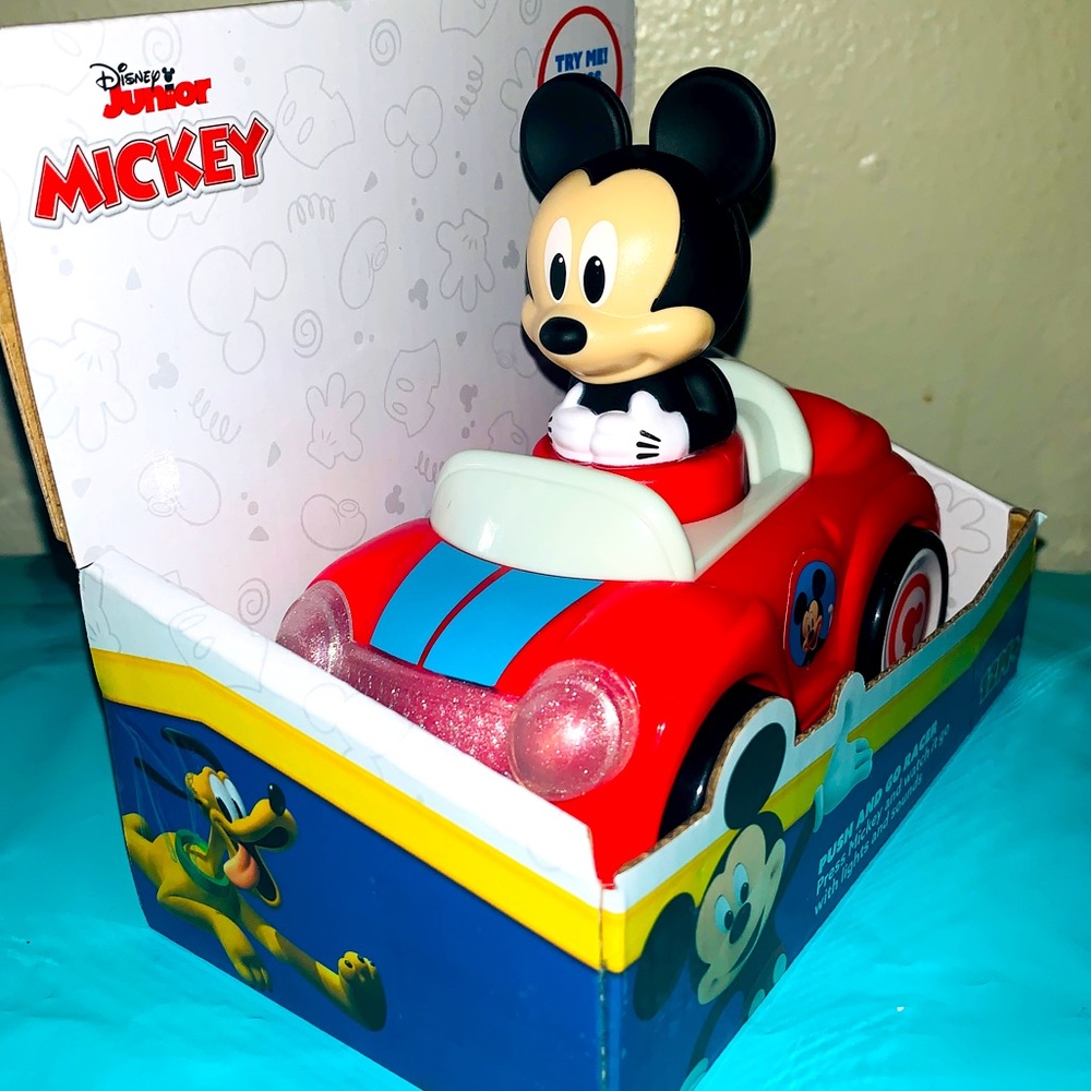 NEW Mickey Mouse Light Up Push & Go Car